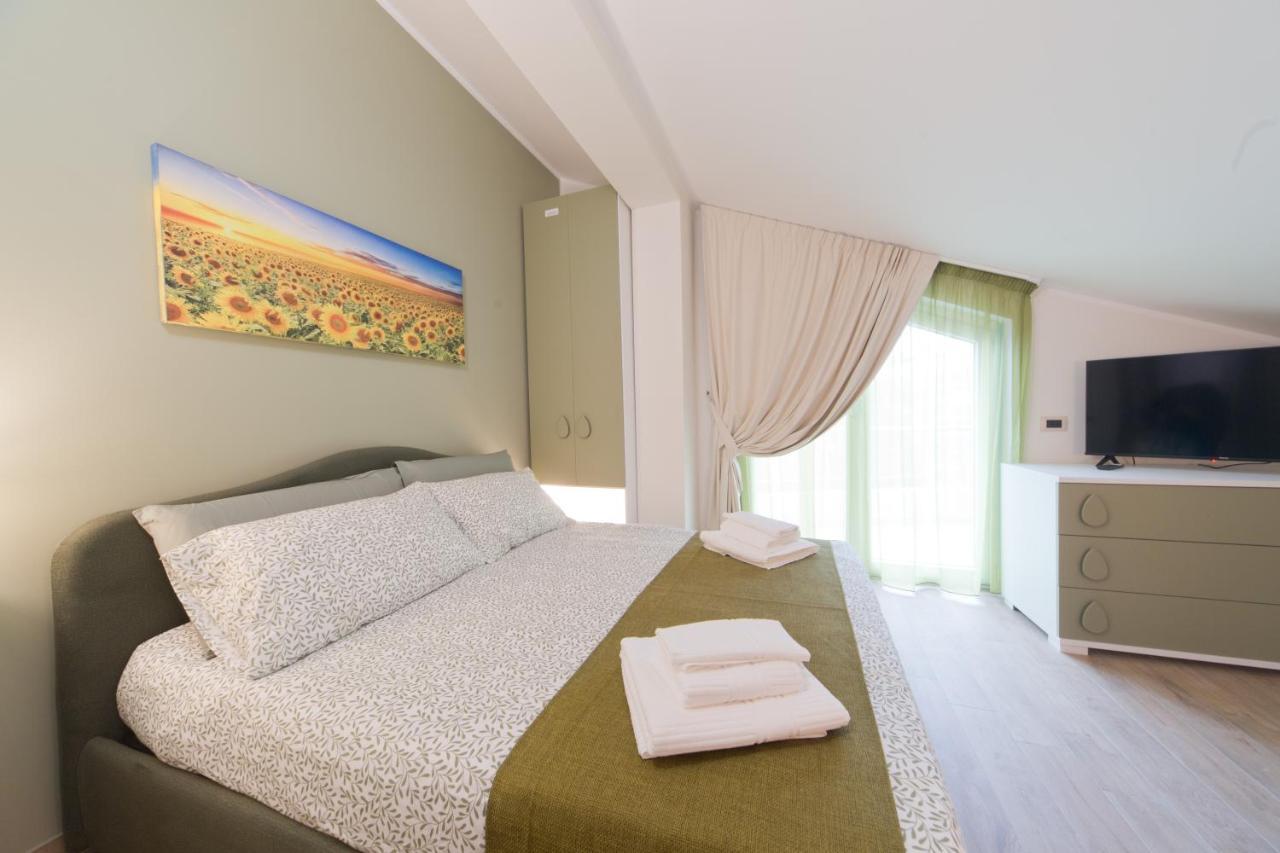 Slow Chic Apartment Beb Policlinico Messina Exterior photo